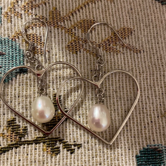 Sterling hanging pearl earrings - Picture 1 of 3